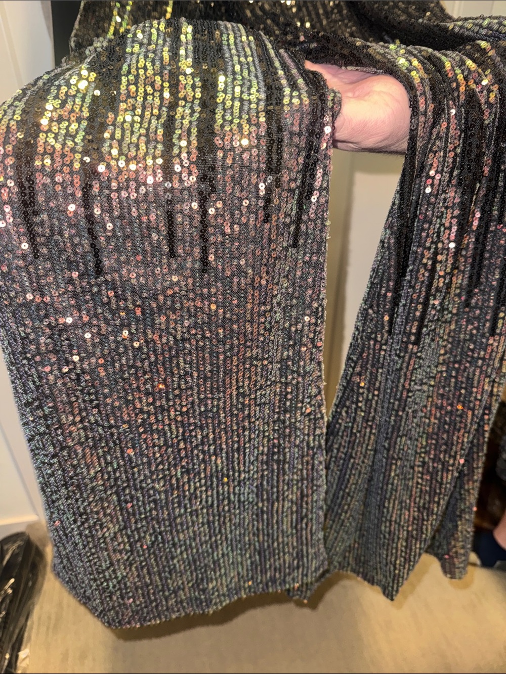 Black & Iridescent Sequin Flared Pants. Large. Never Worn!🔥🔥 - Picture 3 of 4